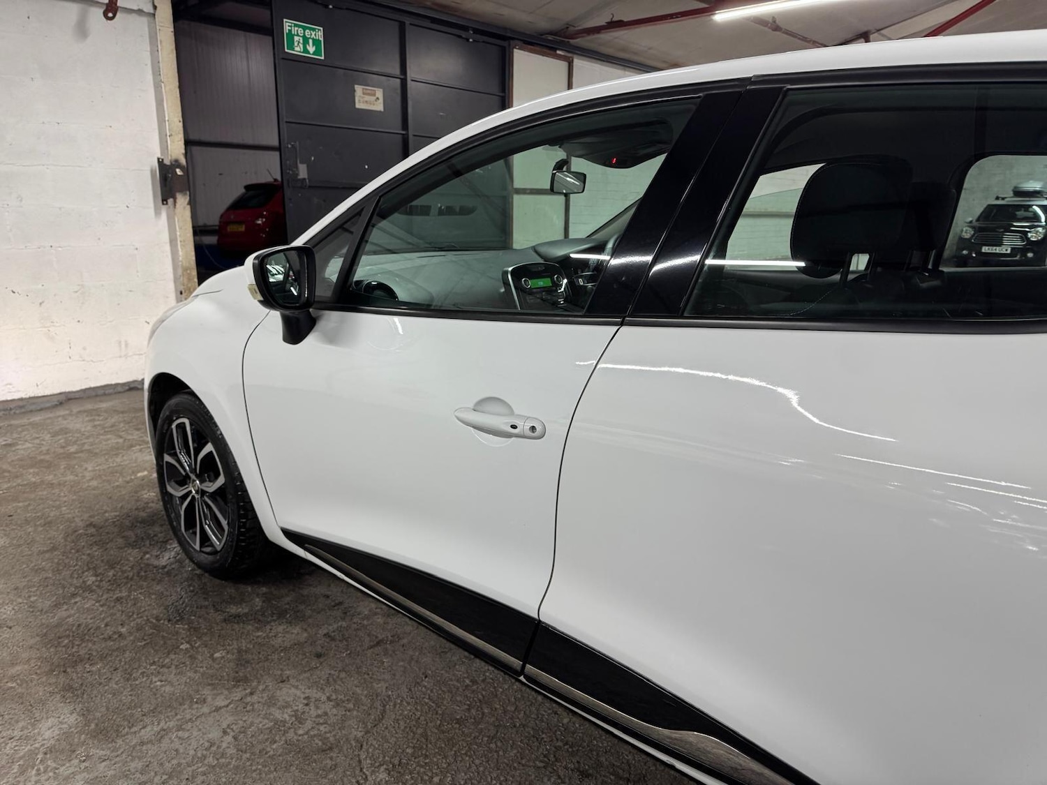 Used Renault Clio 2019 for sale - 77097937: Photo 23