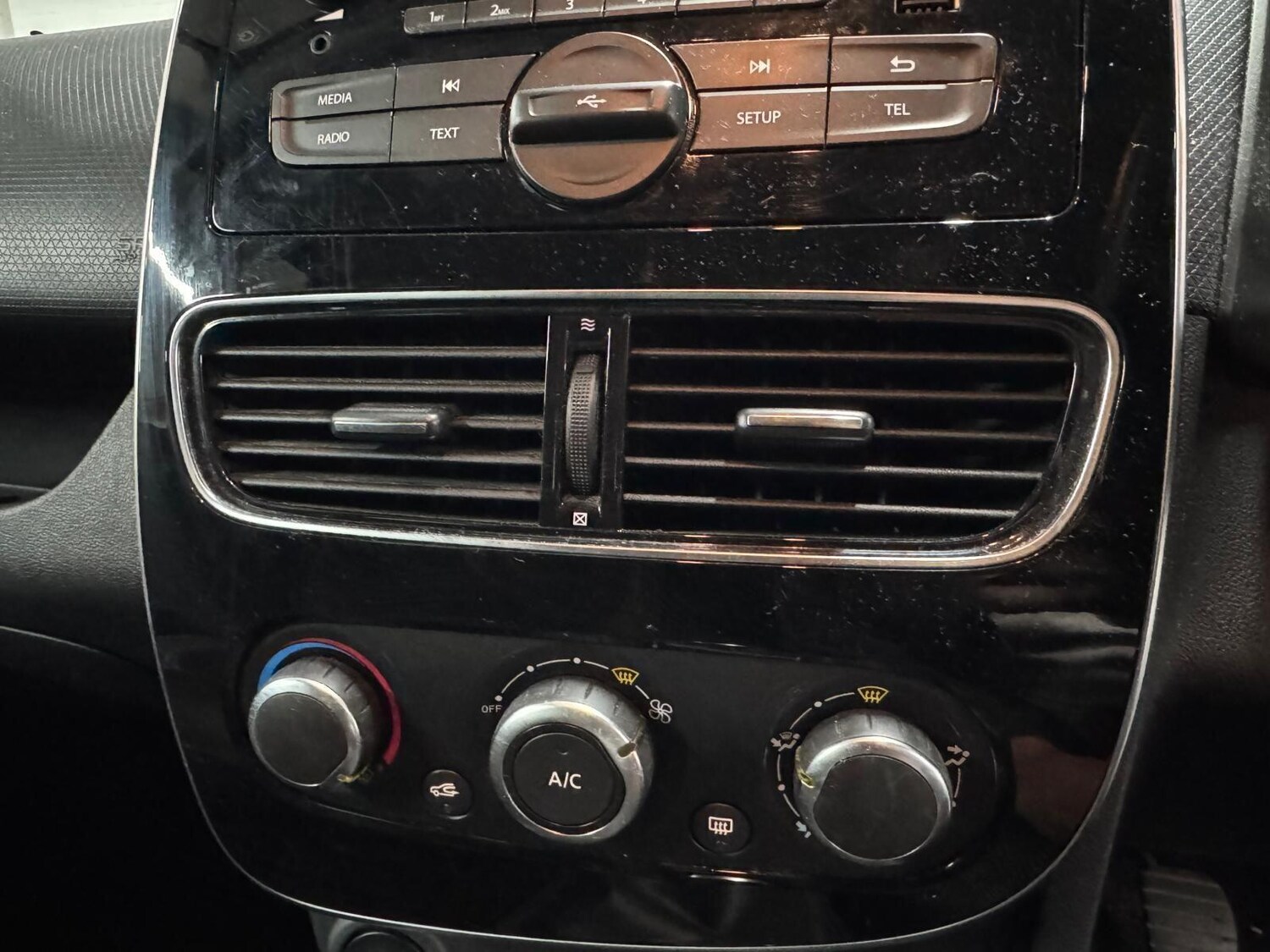 Used Renault Clio 2019 for sale - 77097937: Photo 34