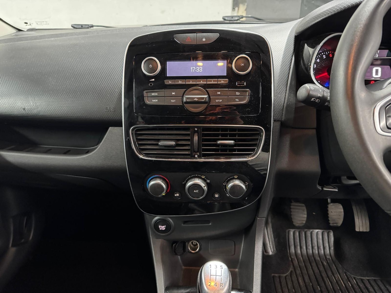 Used Renault Clio 2019 for sale - 77097937: Photo 36