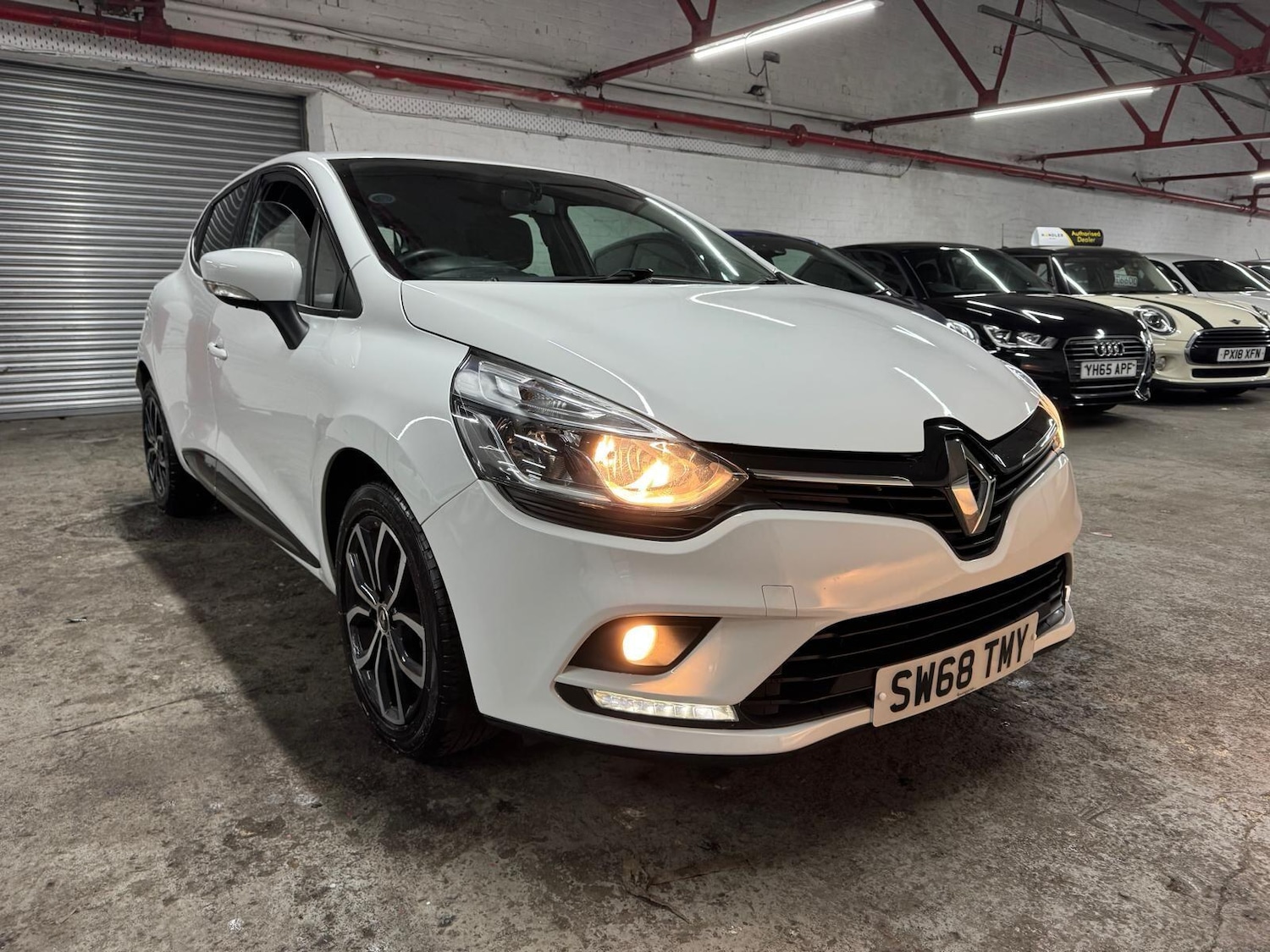 Used Renault Clio 2019 for sale - 77097937: Photo 9