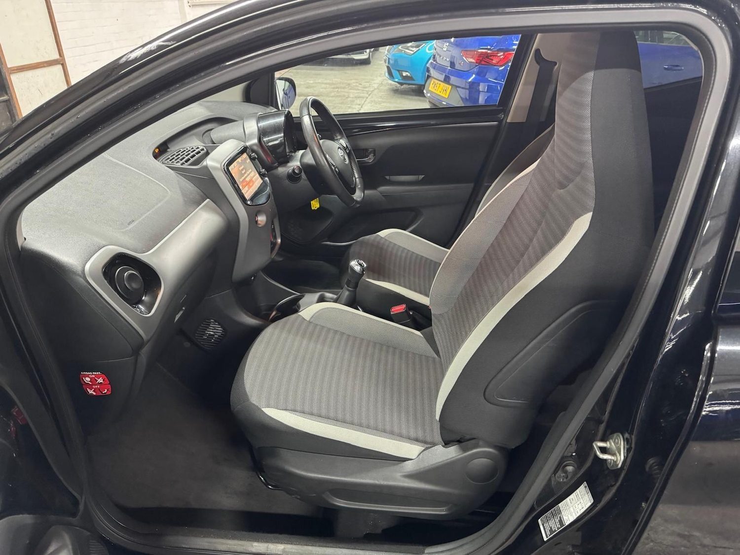 Used Toyota AYGO 2018 for sale - 77345311: Photo 17