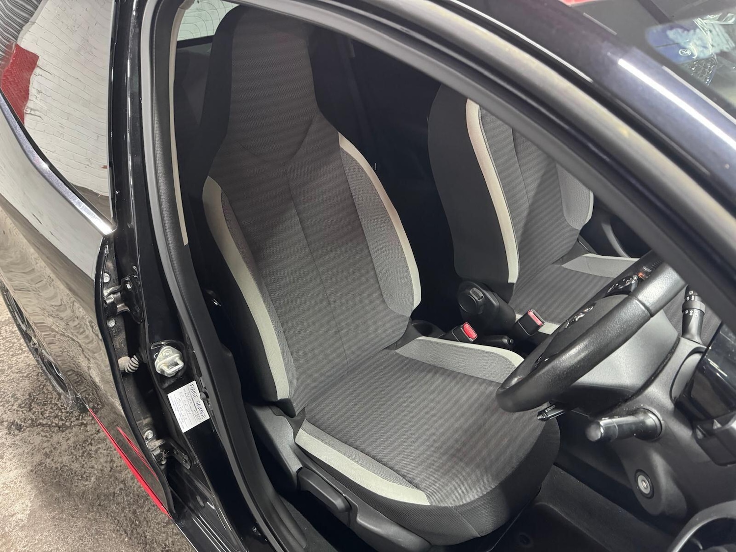 Used Toyota AYGO 2018 for sale - 77345311: Photo 44