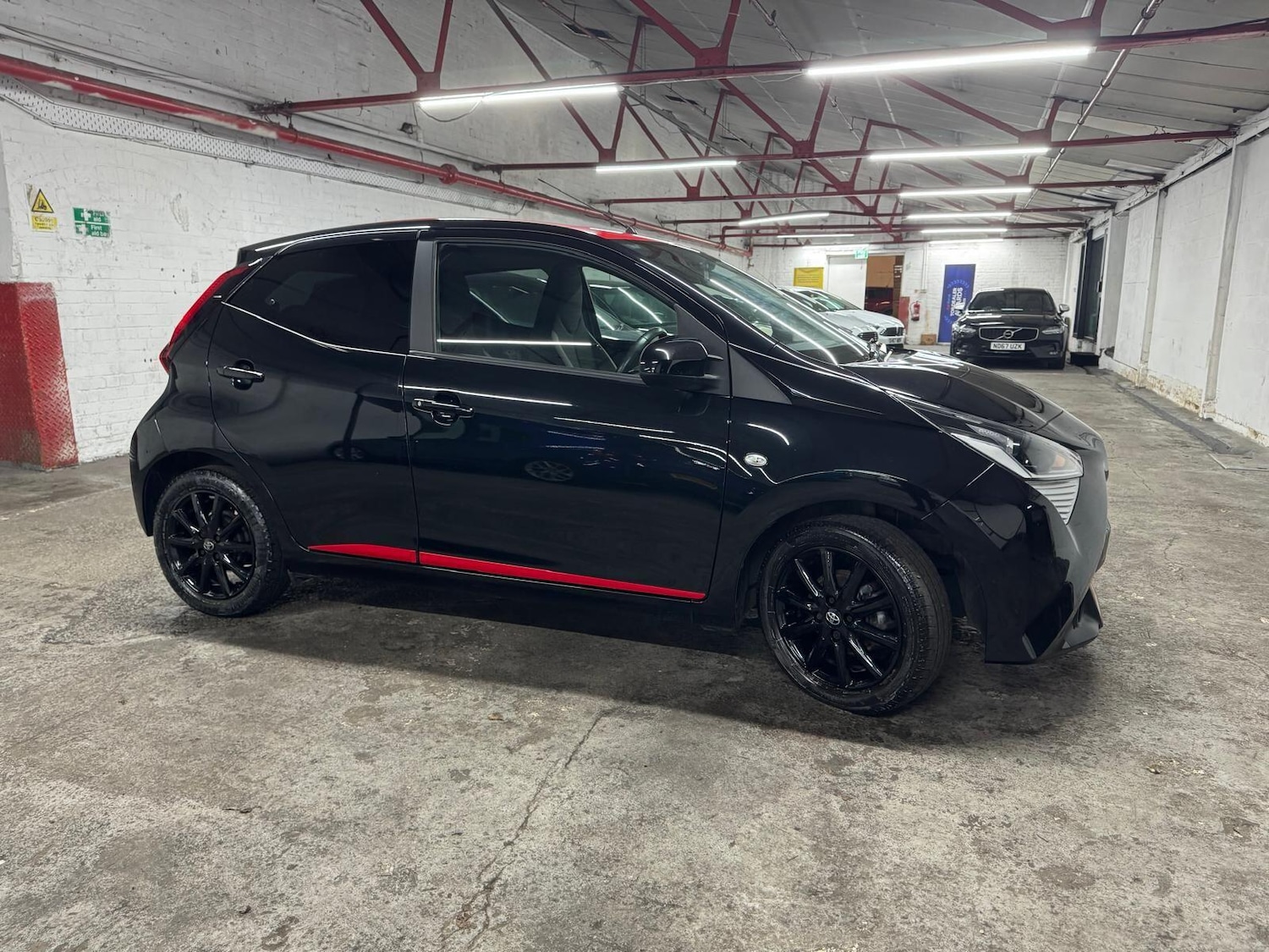 Used Toyota AYGO 2018 for sale - 77345311: Photo 50