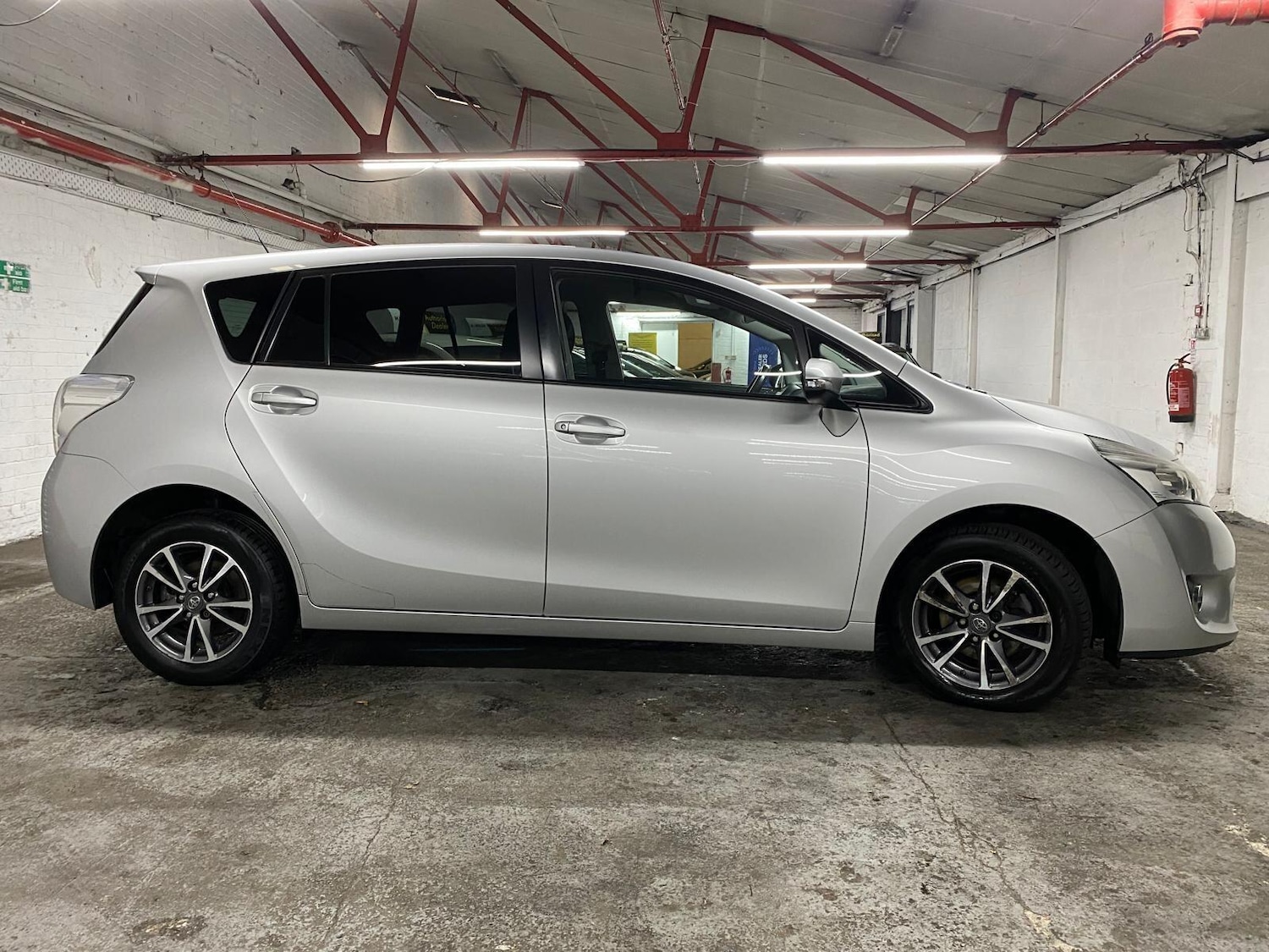 Used Toyota Verso 2014 for sale - 76562189: Photo 20