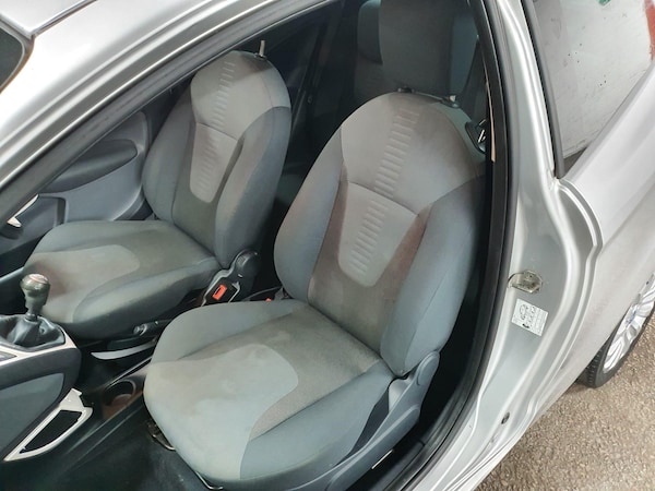 Used Ford Ka 2010 for sale - 75237393: Photo 17