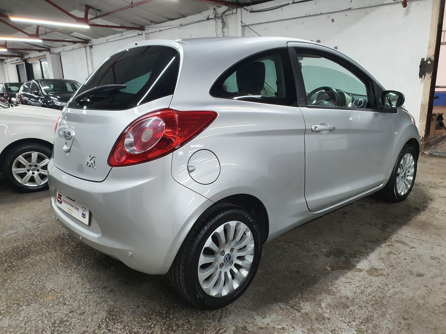 Vehicle 29