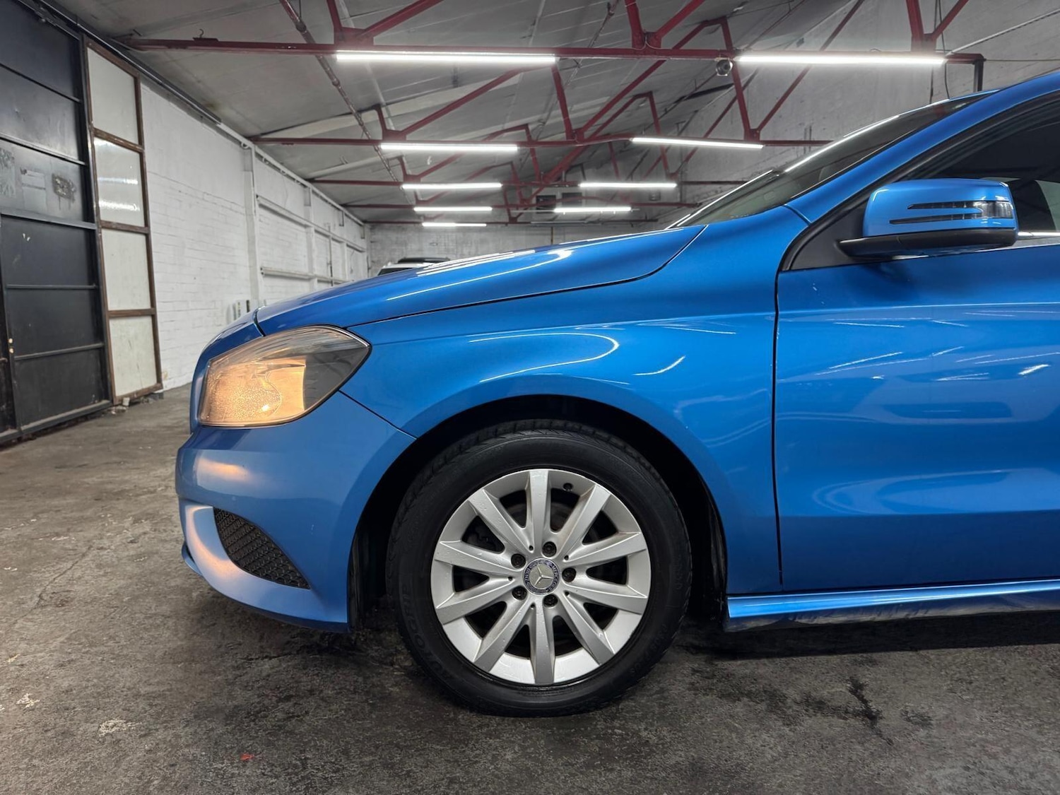 Used Mercedes-Benz A-Class 2013 for sale - 77468886: Photo 11