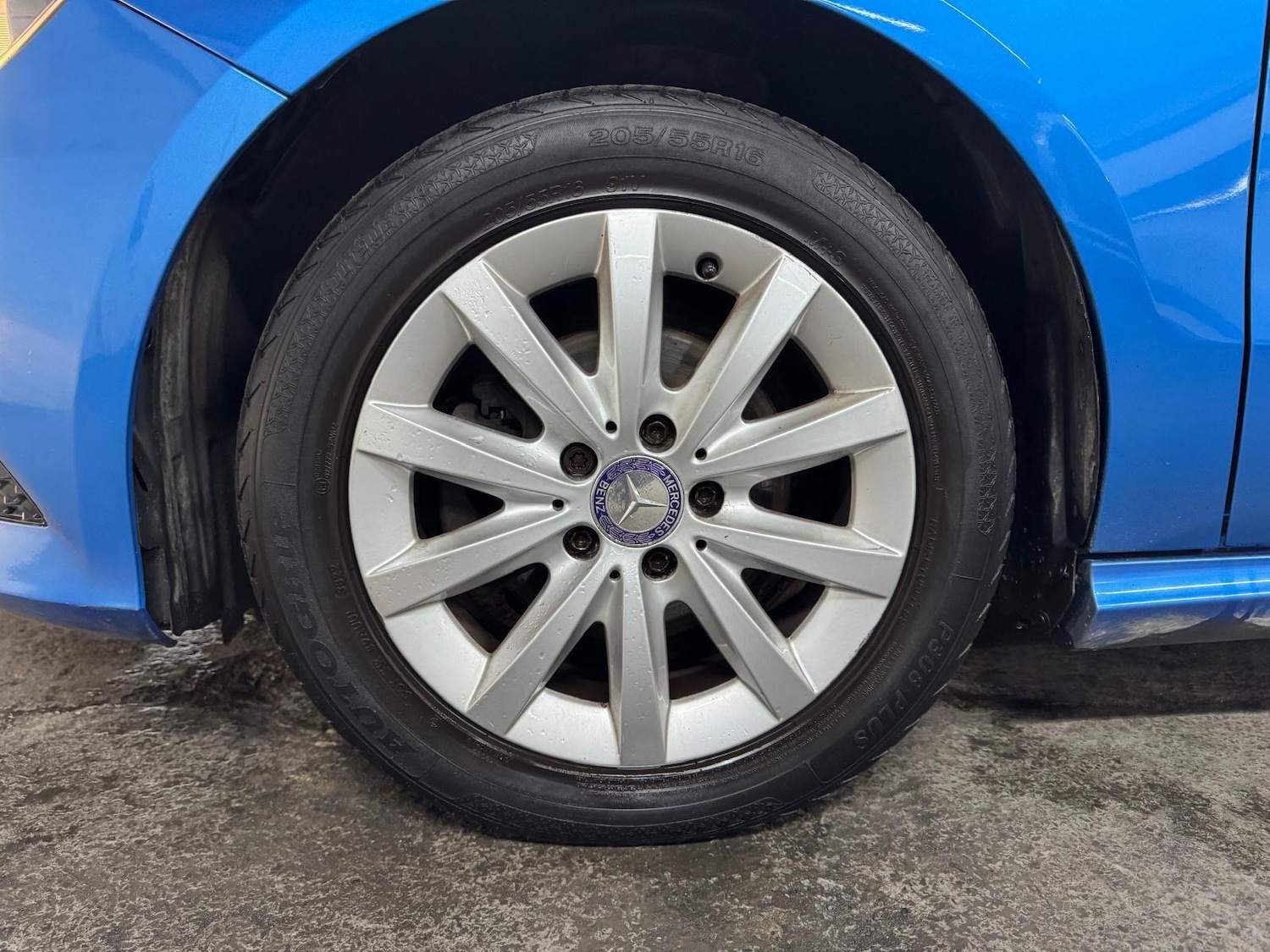 Used Mercedes-Benz A-Class 2013 for sale - 77468886: Photo 12