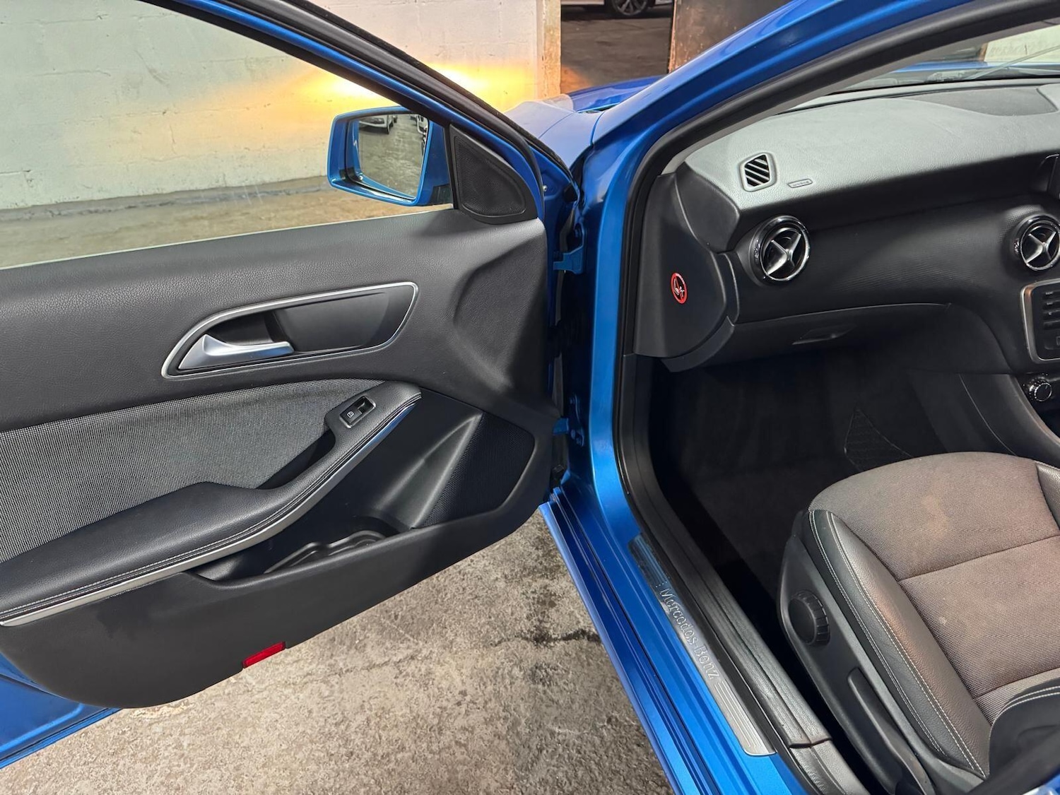 Used Mercedes-Benz A-Class 2013 for sale - 77468886: Photo 16