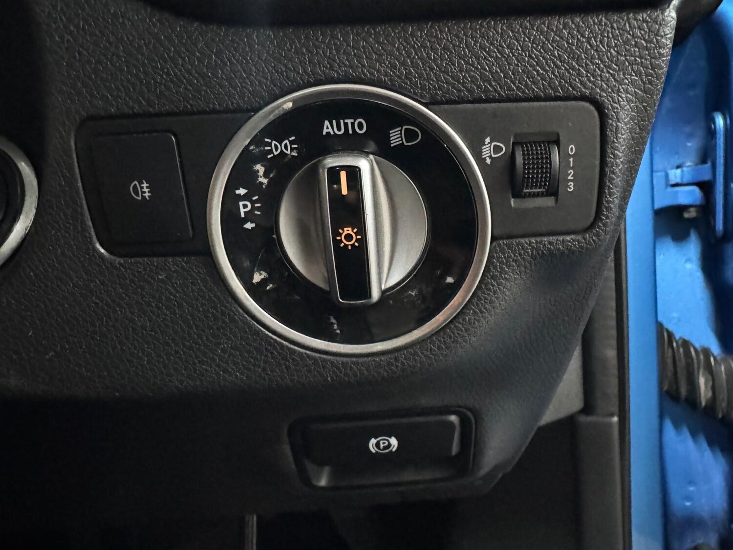 Used Mercedes-Benz A-Class 2013 for sale - 77468886: Photo 33