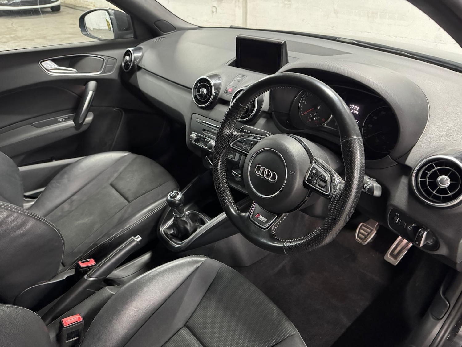 Used Audi A1 2015 for sale - 76936373: Photo 22