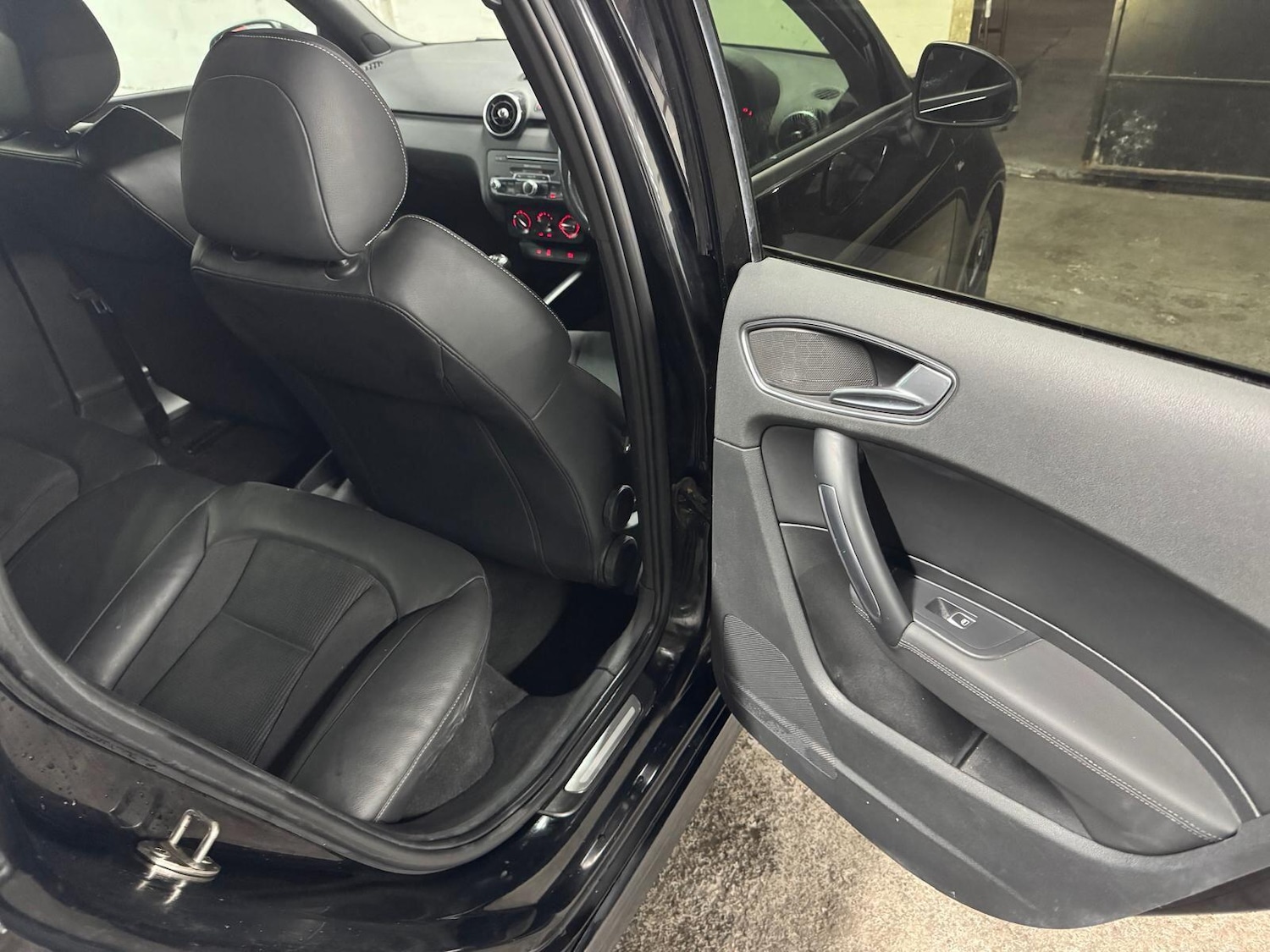 Used Audi A1 2015 for sale - 76936373: Photo 28