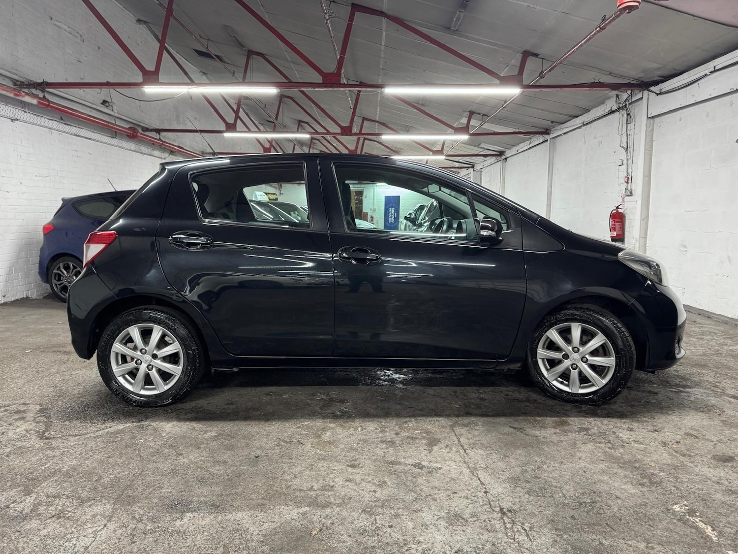 Used Toyota Yaris 2013 for sale - 77163033: Photo 18