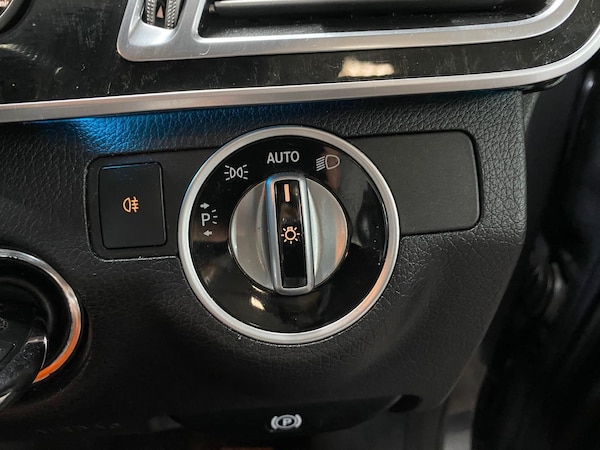 Used Mercedes-Benz E Class 2013 for sale - 76294753: Photo 27