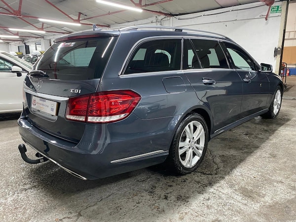 Used Mercedes-Benz E Class 2013 for sale - 76294753: Photo 35