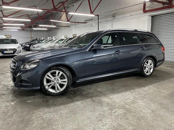Used Mercedes-Benz E Class 2013 for sale - 76294753: Photo 4