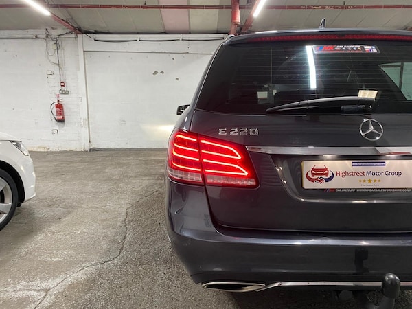 Used Mercedes-Benz E Class 2013 for sale - 76294753: Photo 57