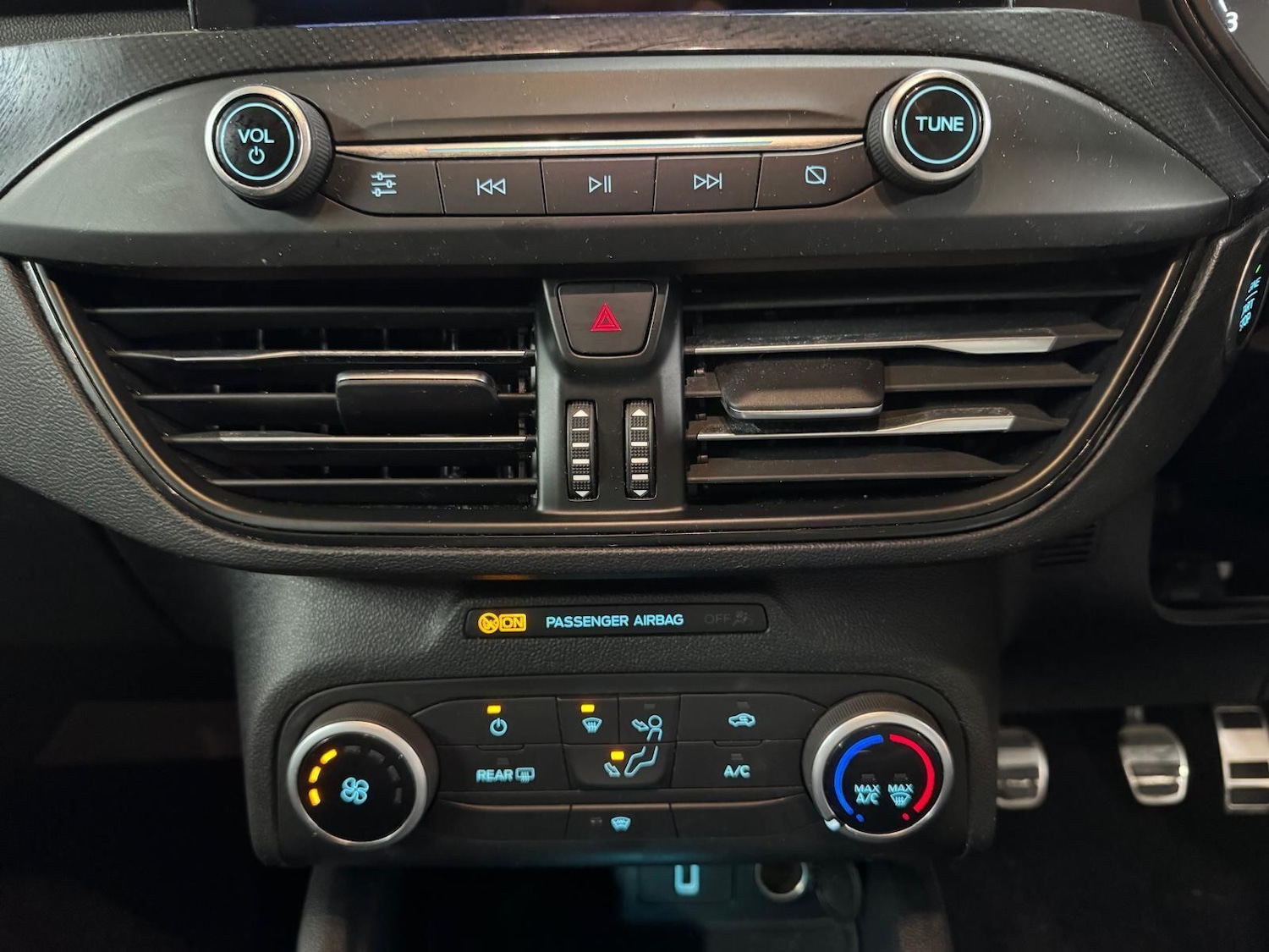 Used Ford Focus 2020 for sale - 77793805: Photo 20