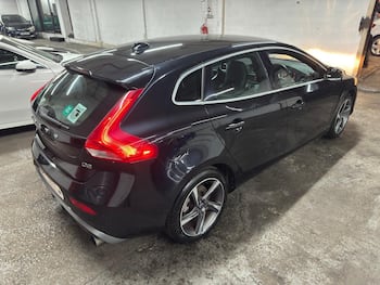 Used Volvo V40 2015 for sale - 79794676: Photo