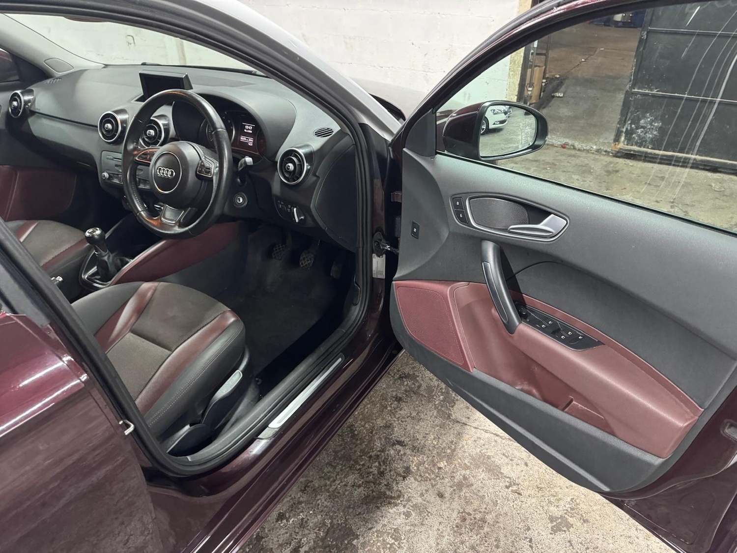 Used Audi A1 for sale - 77238635: Photo 17