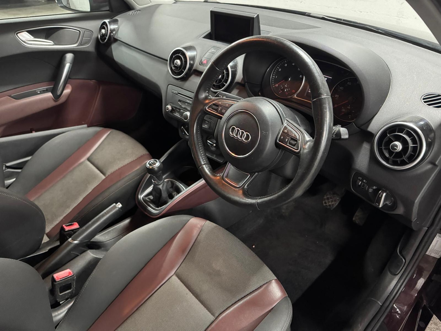 Used Audi A1 for sale - 77238635: Photo 22