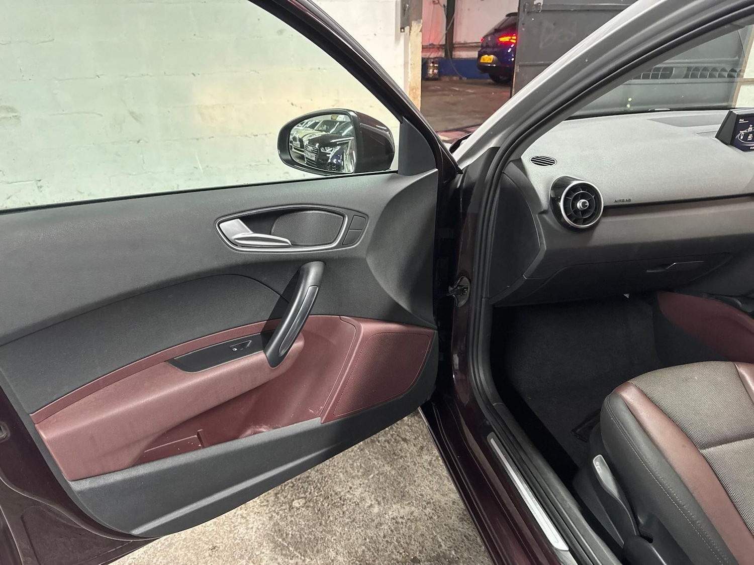 Used Audi A1 for sale - 77238635: Photo 46