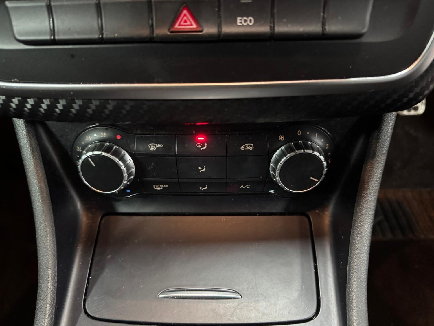 Used Mercedes-Benz A-Class 2014 for sale - 77478932: Photo 35