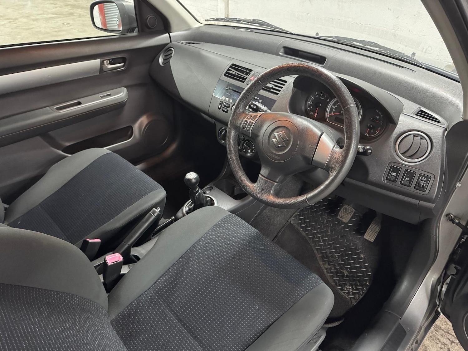 Used Suzuki Swift for sale - 77439741: Photo 27