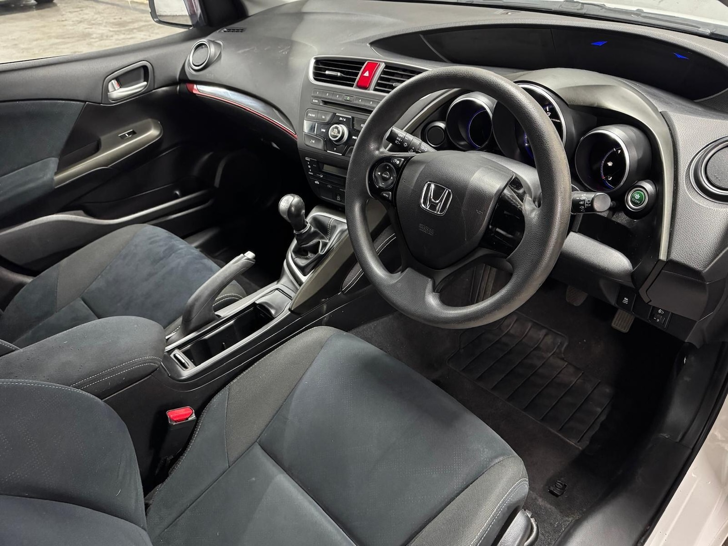 Used Honda Civic 2014 for sale - 76913726: Photo 17