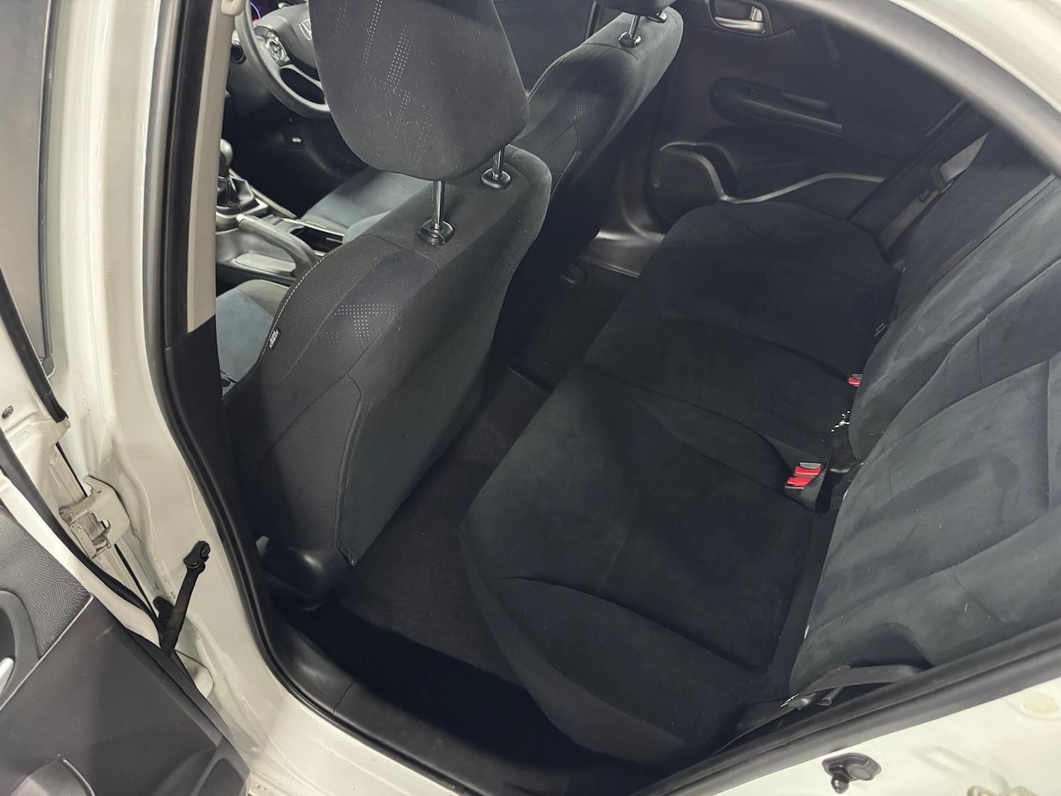 Used Honda Civic 2014 for sale - 76913726: Photo 26