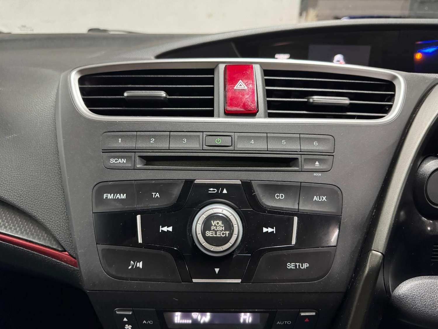 Used Honda Civic 2014 for sale - 76913726: Photo 42