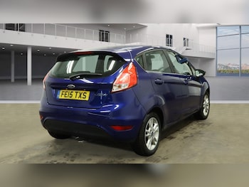 Used Ford Fiesta 2015 for sale - 77637830: Photo