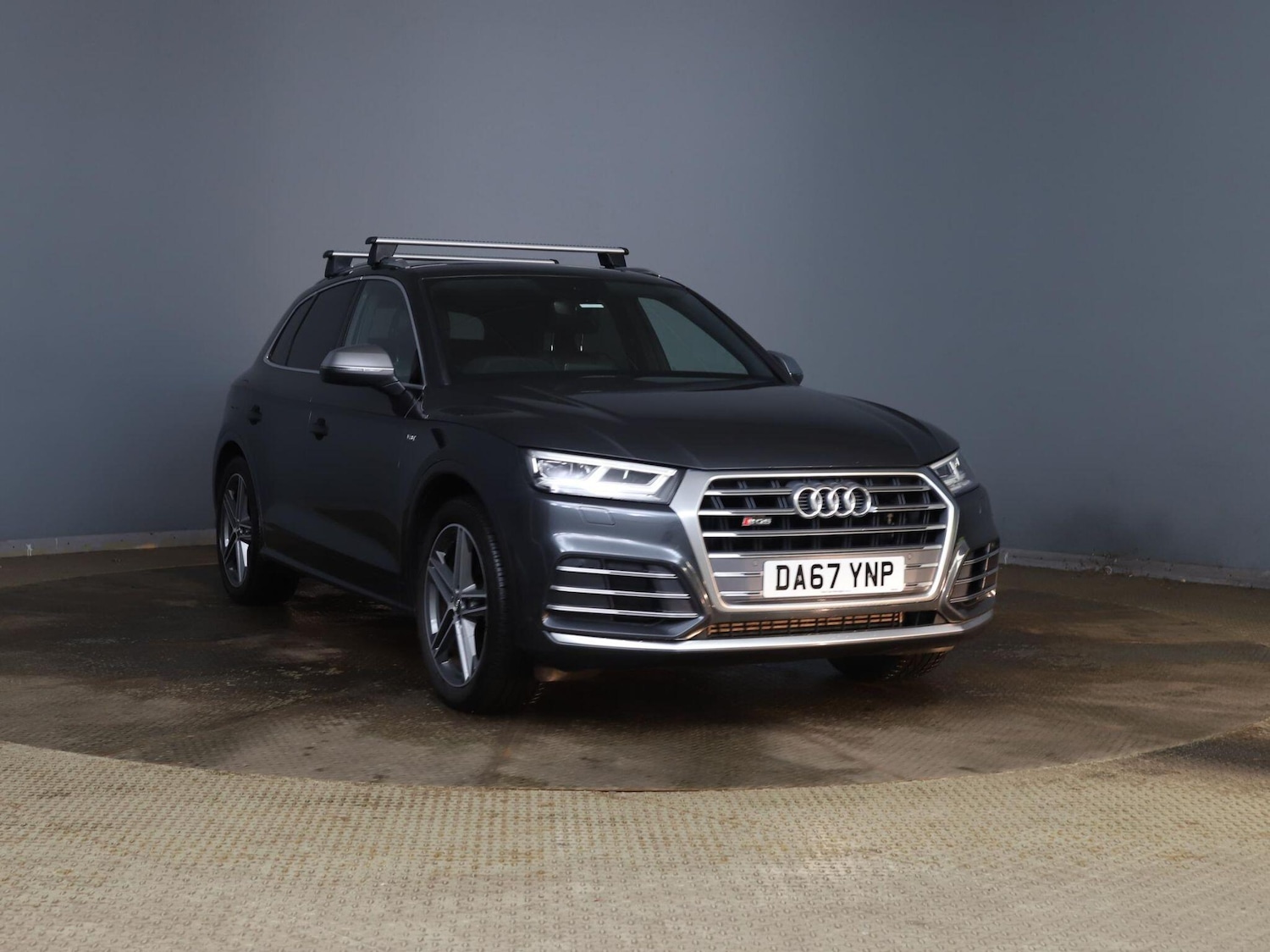 Used Audi Q5 2017 for sale - 76498704: Photo 2