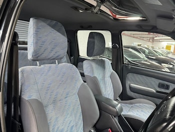 Used Toyota Hilux 2002 for sale - 77710589: Photo