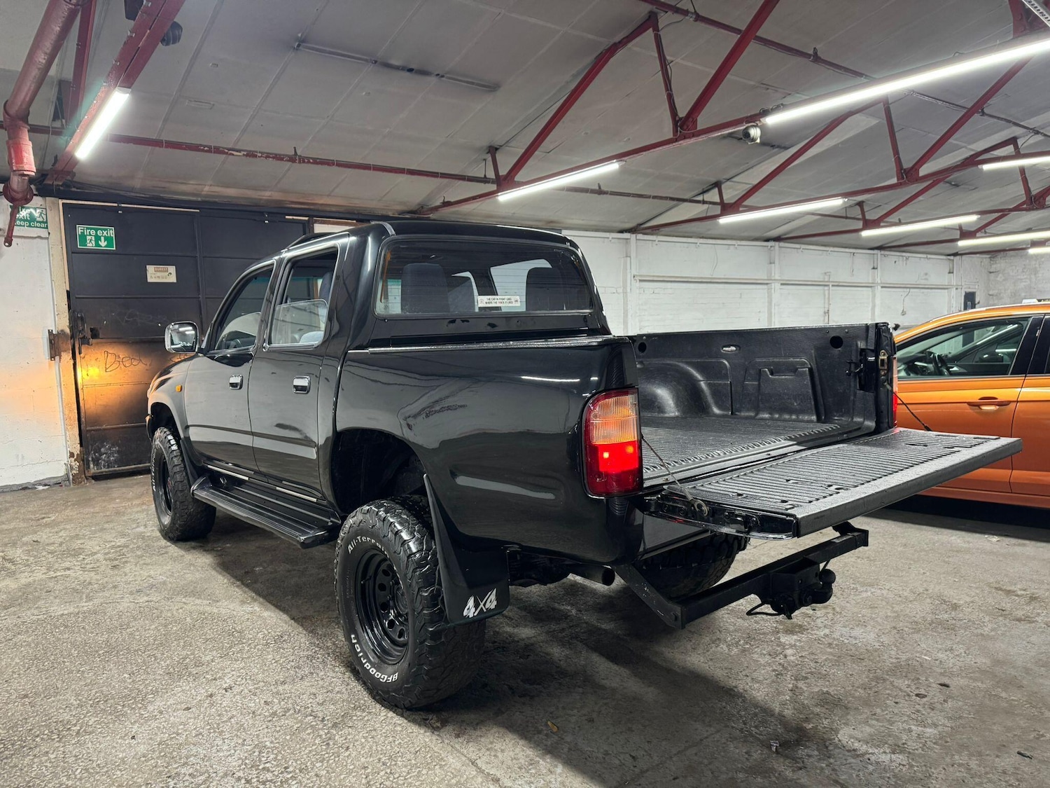 Used Toyota Hilux 2002 for sale - 77710589: Photo 34