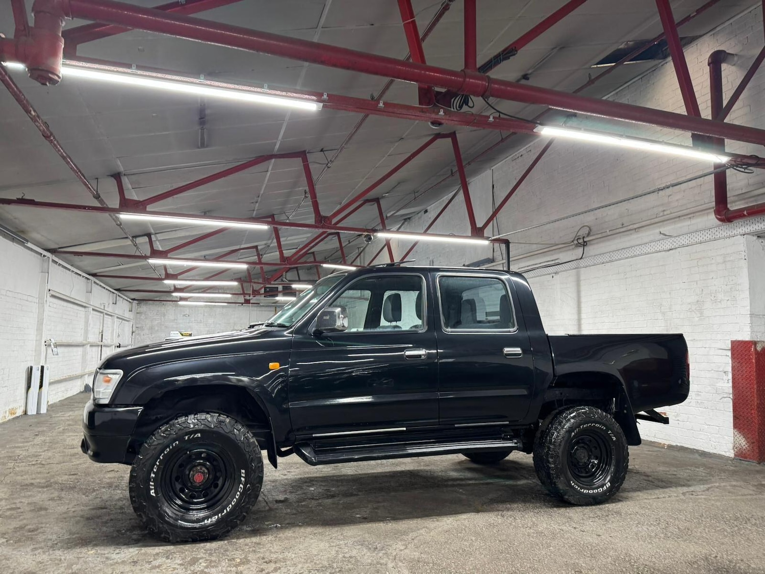 Used Toyota Hilux 2002 for sale - 77710589: Photo 40