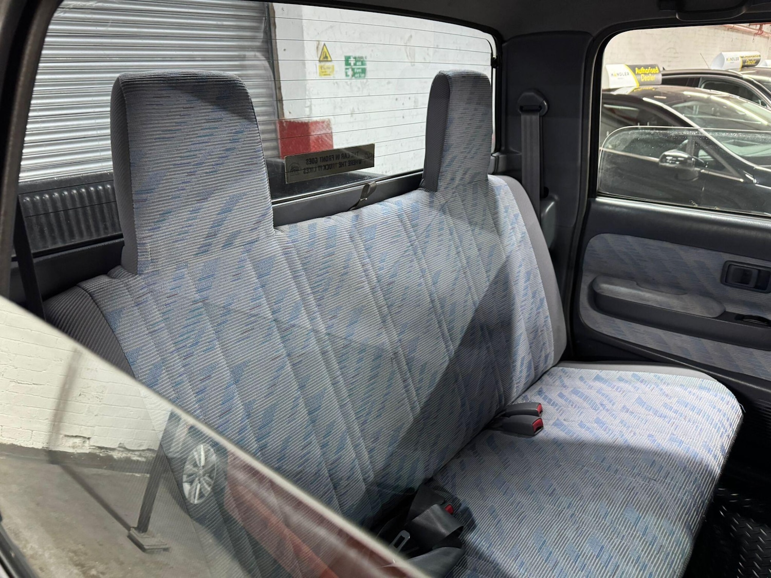 Used Toyota Hilux 2002 for sale - 77710589: Photo 50