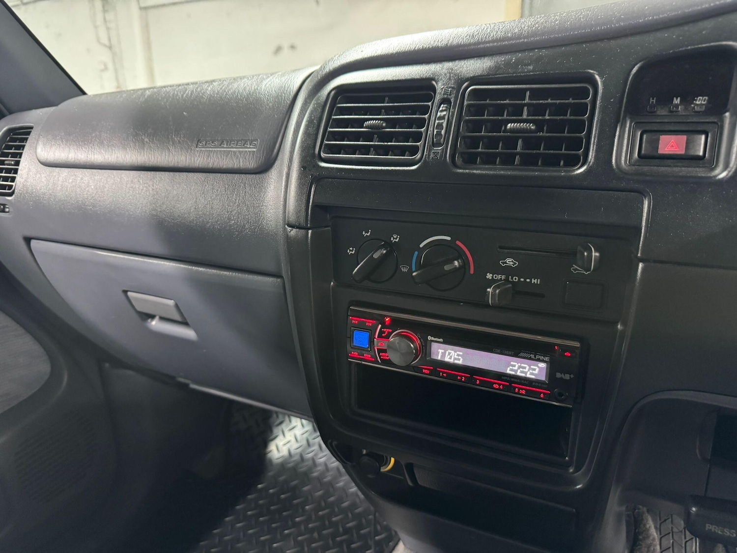 Used Toyota Hilux 2002 for sale - 77710589: Photo 61