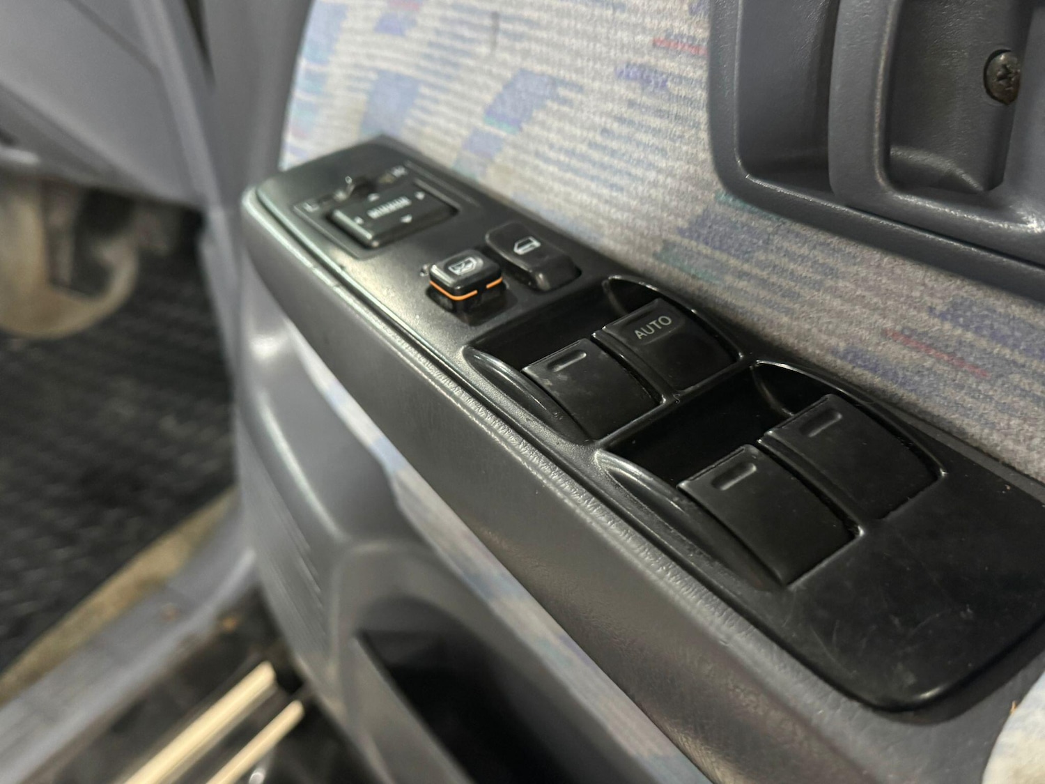 Used Toyota Hilux 2002 for sale - 77710589: Photo 67