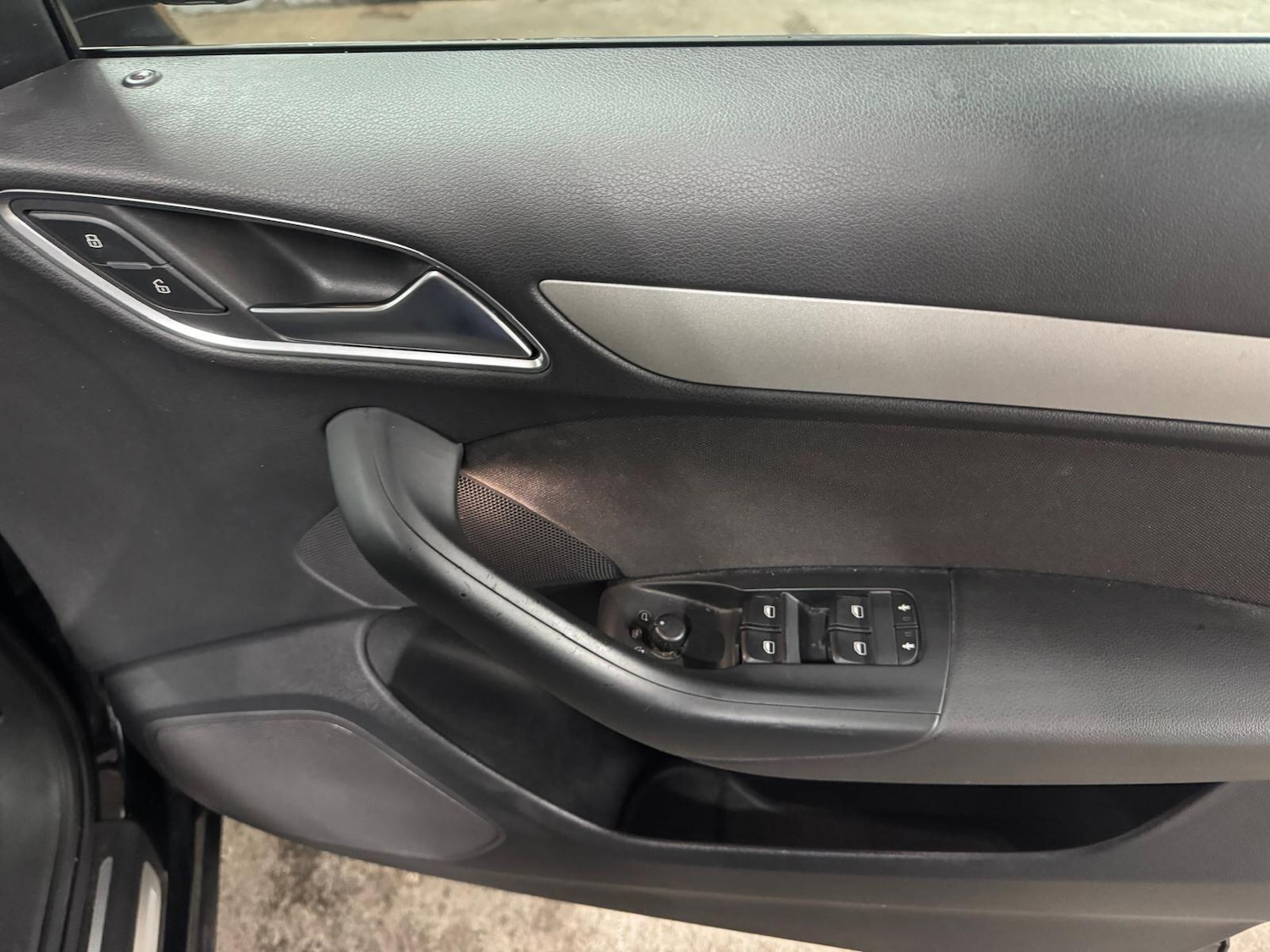 Used Audi Q3 2012 for sale - 77497021: Photo 46