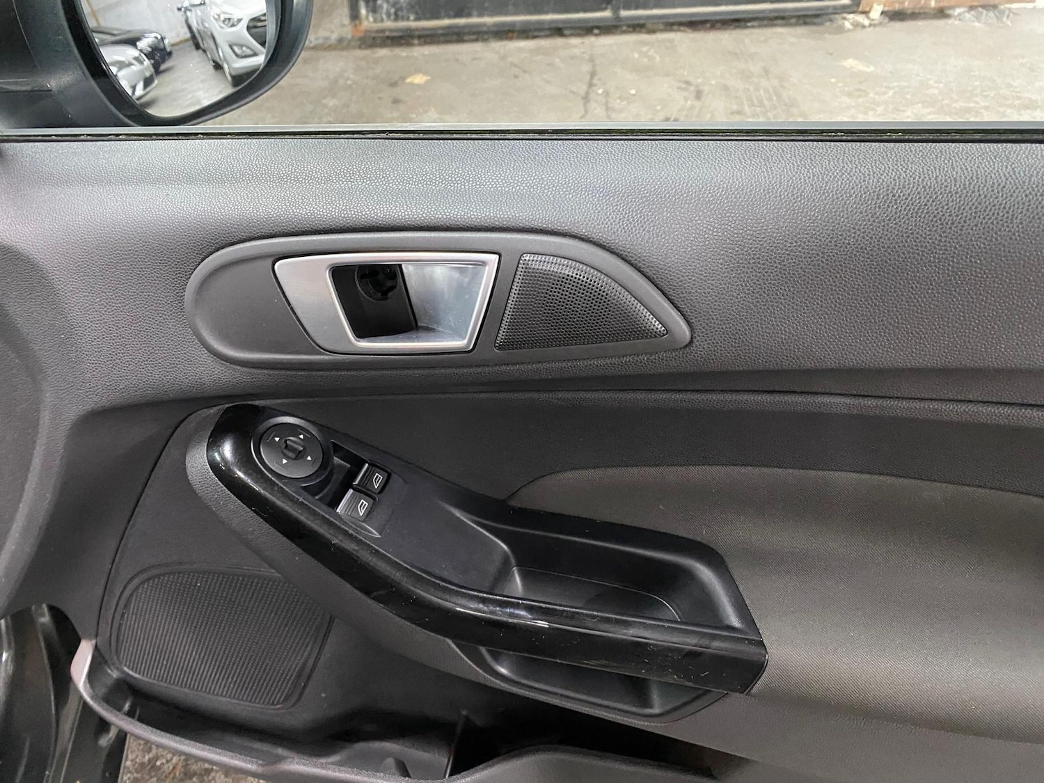 Used Ford Fiesta 2017 for sale - 76295852: Photo 10