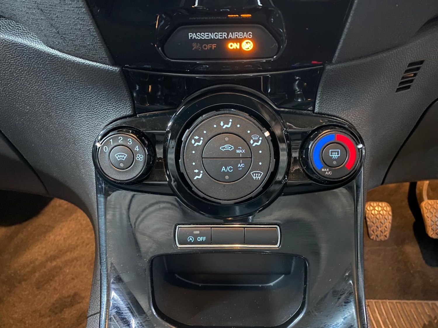 Used Ford Fiesta 2017 for sale - 76295852: Photo 18