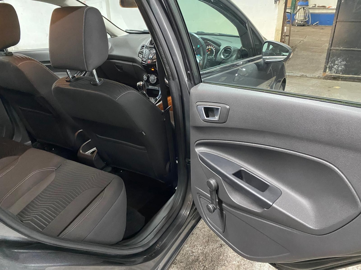 Used Ford Fiesta 2017 for sale - 76295852: Photo 21