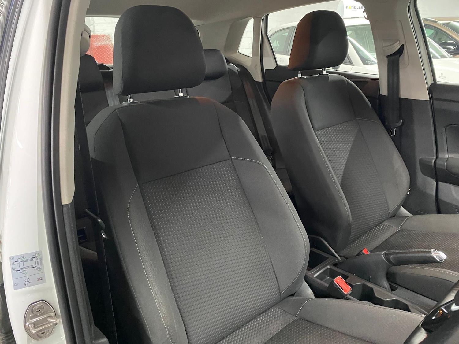 Used Volkswagen Polo 2018 for sale - 76094533: Photo 11