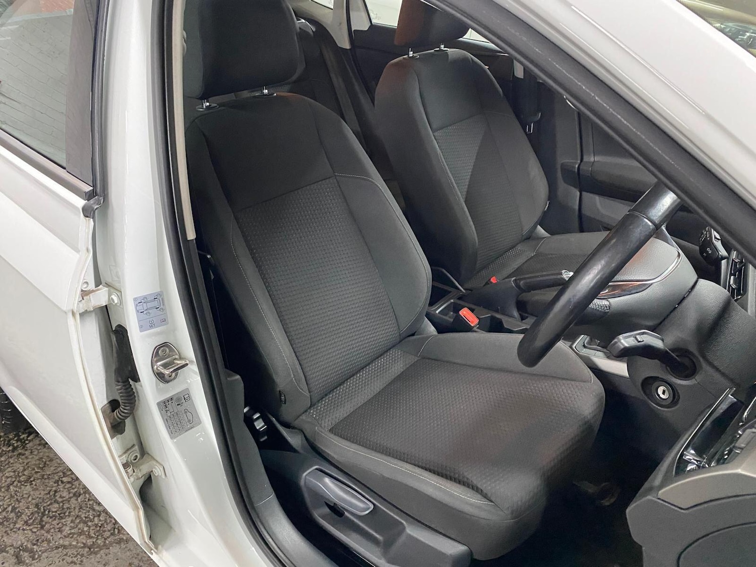 Used Volkswagen Polo 2018 for sale - 76094533: Photo 12