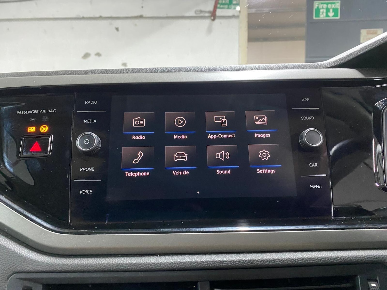 Used Volkswagen Polo 2018 for sale - 76094533: Photo 17