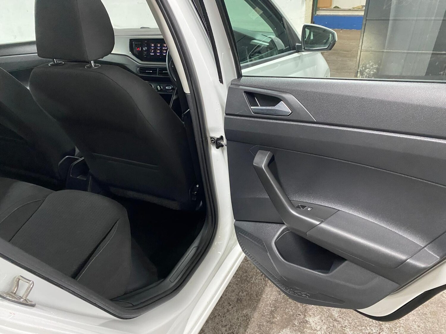 Used Volkswagen Polo 2018 for sale - 76094533: Photo 23