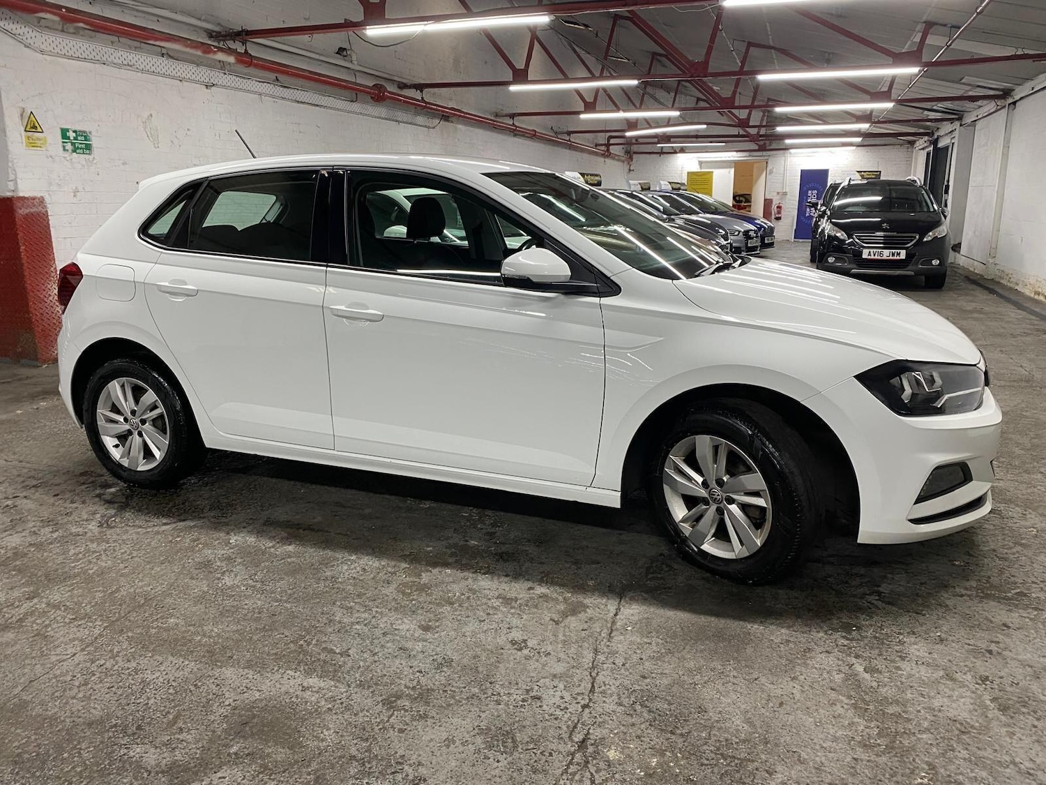 Used Volkswagen Polo 2018 for sale - 76094533: Photo 3