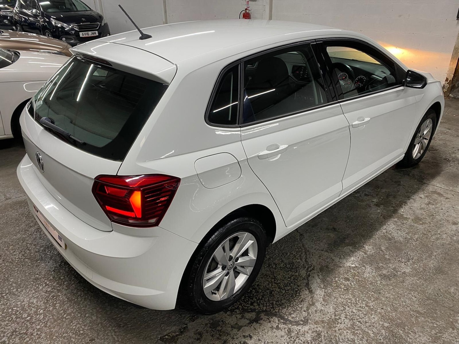 Used Volkswagen Polo 2018 for sale - 76094533: Photo 52