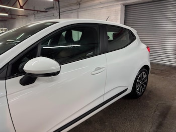 Used Renault Clio 2021 for sale - 78922785: Photo